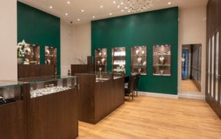 1 Ladeneinrichtung Juwelier Jakob, Oldenburg 1 Ladeneinrichtung Juwelier Jakob, Oldenburg Panorama Bild
