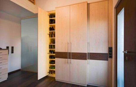 Einbauschrank mit Dekorwechsel Einbauschrank mit Dekorwechsel