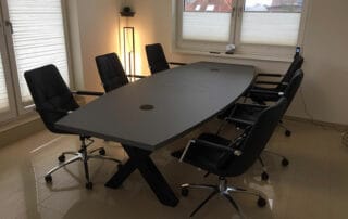 Konferenztisch, SIQNUM Versicherungs- und Finanzmakler GmbH, 26180 Rastede Konferenztisch, SIQNUM Versicherungs- und Finanzmakler GmbH, 26180 Rastede
