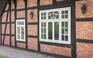 Holzfenster 3-teilig mit Oberlicht im Denkmalschutz Holzfenster 3-teilig mit Oberlicht im Denkmalschutz